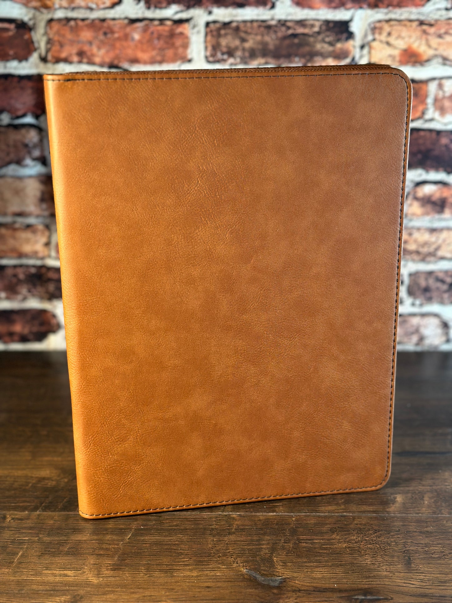 CBTS 9 1/2" x 12" Rawhide with Zipper Leatherette Portfolio with Notepad